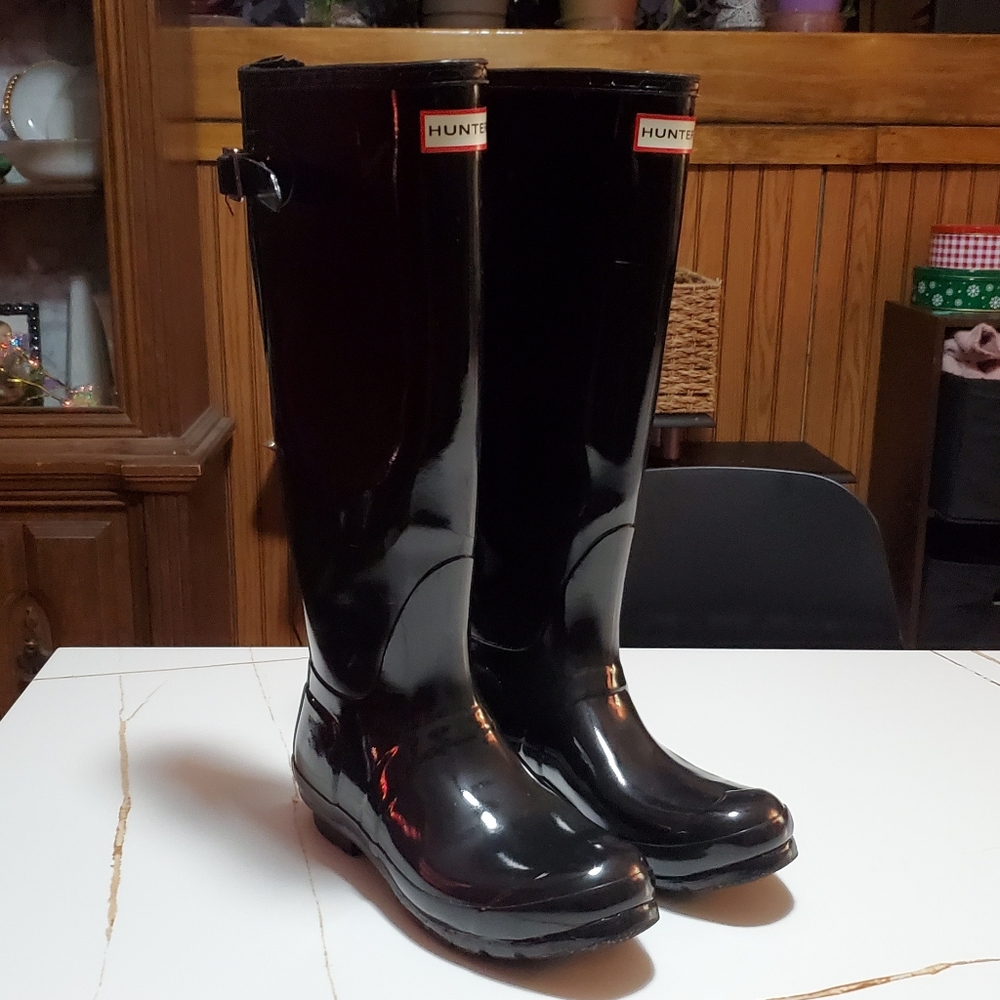 Hunter Tall Glossy Rain Boots